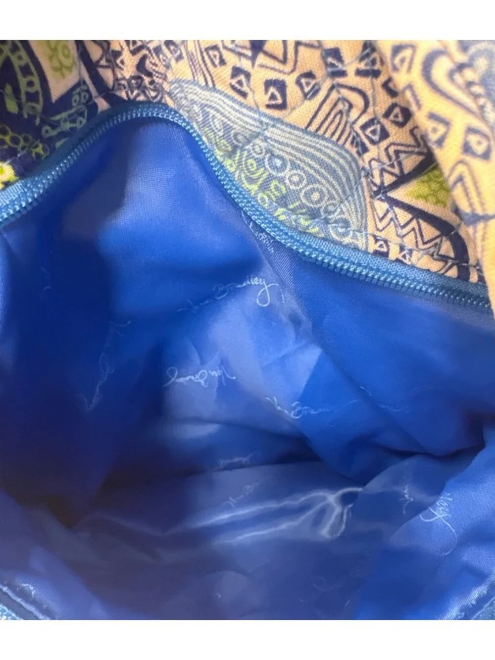 Vera Bradley Doodle Daisy Blue Floral Quilted Backpack W/Multiple Pockets
